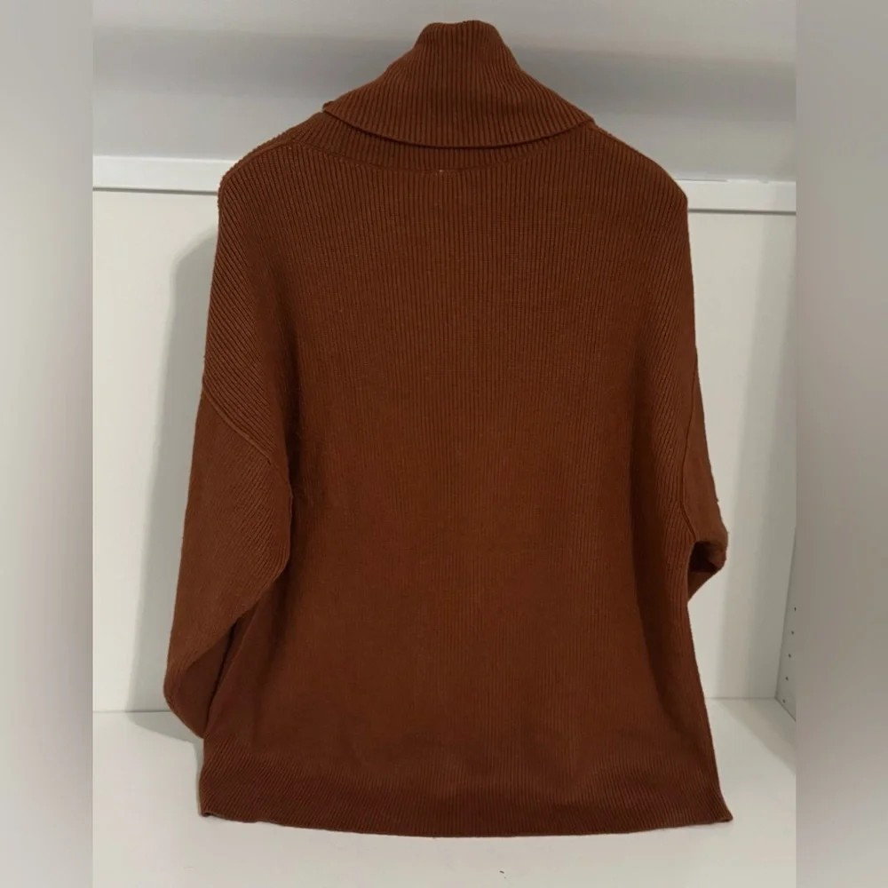 Free‎ People Softly Structured Knit Tunic Rust Color Turtleneck Sweater Small